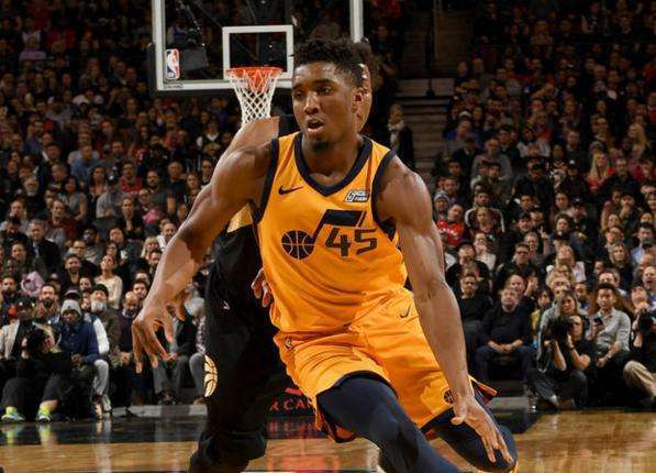 极高的女子 极高的女子