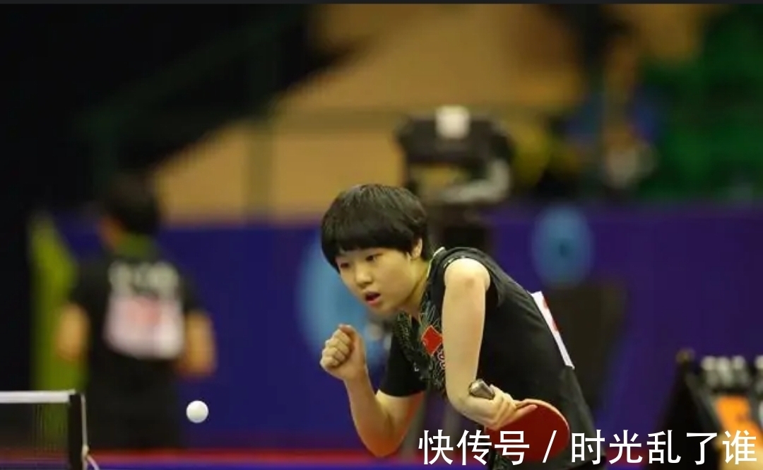 足联的双重 足联的双重